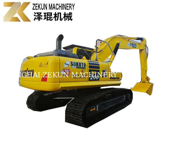 Λιγότερες ώρες εργασίας 2001-4000 Komatsu PC200-8 Χρησιμοποιούμενος εξορυκτικός μηχανισμός σε καλή κατάσταση