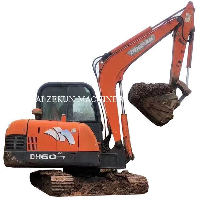 2010 EX60 μεταχειρισμένη μίνι εκσκαφέας 38.1kw με αρχική υδραυλική βαλβίδα