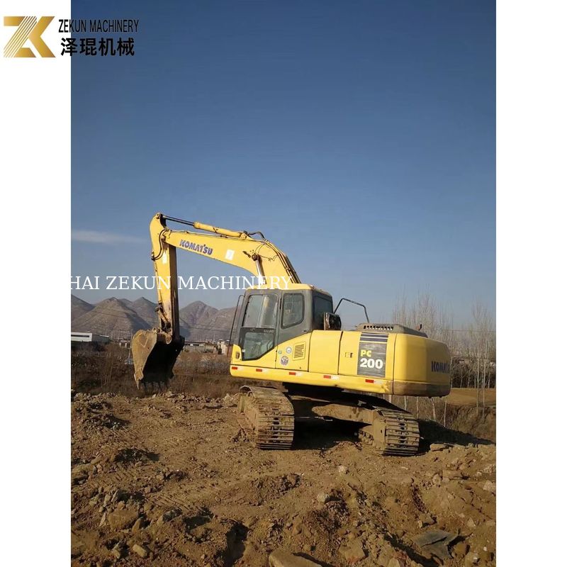 Η Komatsu PC200-7 Crawler Excavator 20 τόνων χρησιμοποιήθηκε το 2015 για κατασκευαστικά μηχανήματα