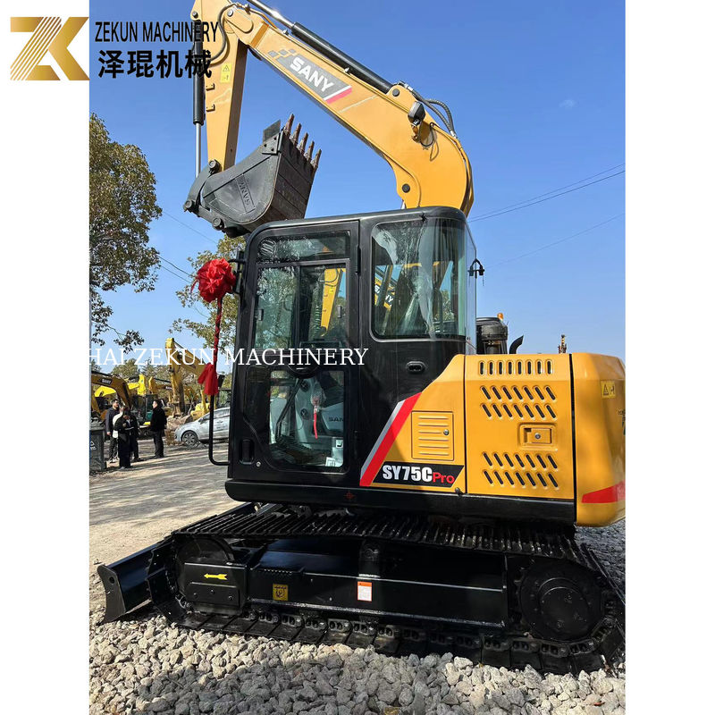 Δεύτερο χέρι Sany SY75C Pro 7.5 τόνων Mini Crawler Digger με κινητήρα ISUZU