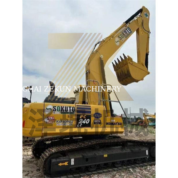 Εκσκαφέας Komatsu PC240-7 με χαμηλό ωράριο εργασίας 0-2000 και λοιπό υδραυλικό κύλινδρο