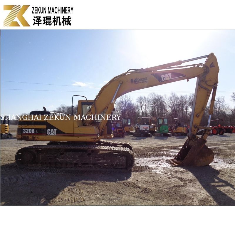 Η εκσκαφή γης έγινε δυνατή με την εκσκαφέα CAT 320 BL και τον κινητήρα Caterpillar 97kw