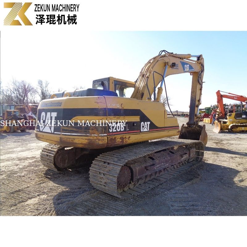 Η εκσκαφή γης έγινε δυνατή με την εκσκαφέα CAT 320 BL και τον κινητήρα Caterpillar 97kw
