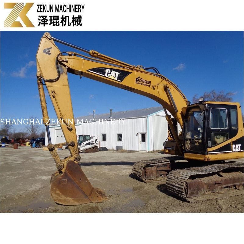 Η εκσκαφή γης έγινε δυνατή με την εκσκαφέα CAT 320 BL και τον κινητήρα Caterpillar 97kw