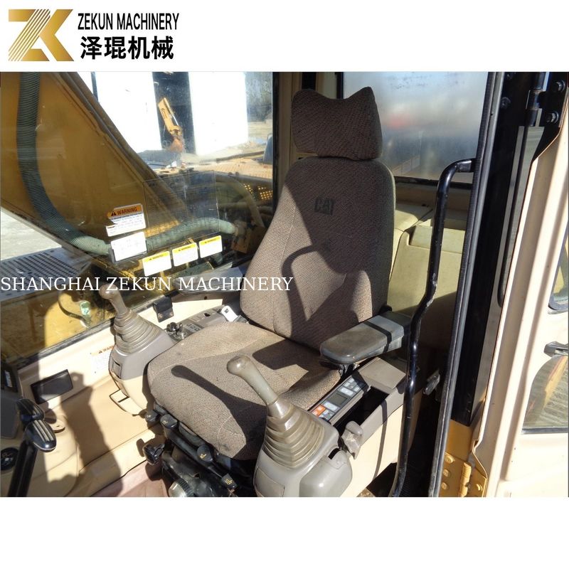 Η εκσκαφή γης έγινε δυνατή με την εκσκαφέα CAT 320 BL και τον κινητήρα Caterpillar 97kw