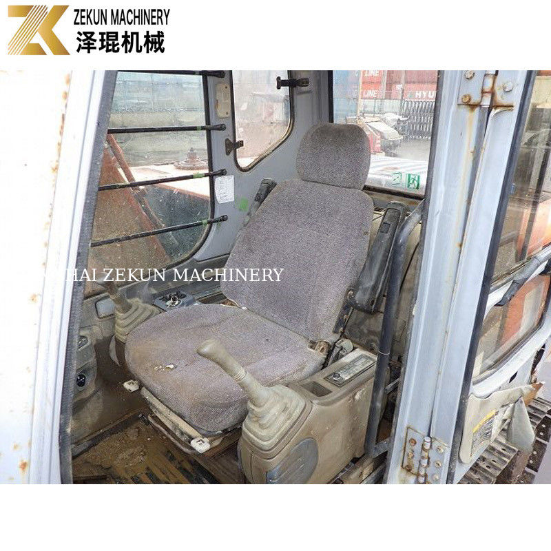 Η Hitachi EX120 Excavator EX 120-5 με χαμηλές ώρες και 11793 KG