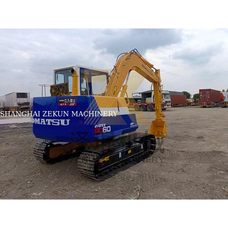 Χρησιμοποιούμενος εξορυκτής Komatsu PC60-5 σε καλή κατάσταση με άλλο υδραυλικό κύλινδρο και το 2022