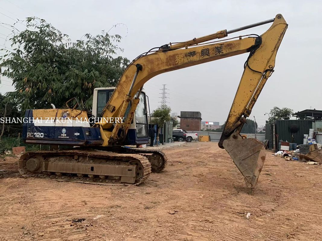 Η εκσκαφική μηχανή KOMATSU PC120-5 PC120 με 64KW ισχύ και 2000 έτος στην Ιαπωνία σε προσιτή τιμή