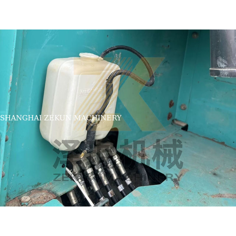 Καλή κατάσταση χρησιμοποιημένη Kobelco SK210-8 εκσκαφική μηχανή 21 τόνων στη Σαγκάη με 2020 HINO έτος και κινητήρα
