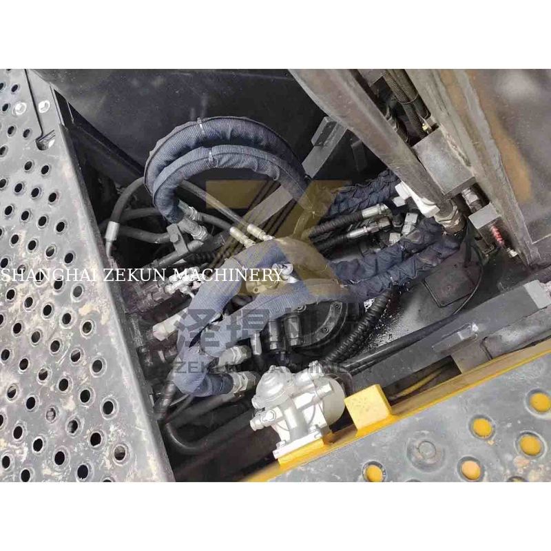 Άλλες υδραυλικές αντλίες EC140 Εκσκαφέας σε καλή κατάσταση και με βάρος μηχανής 15870 KG