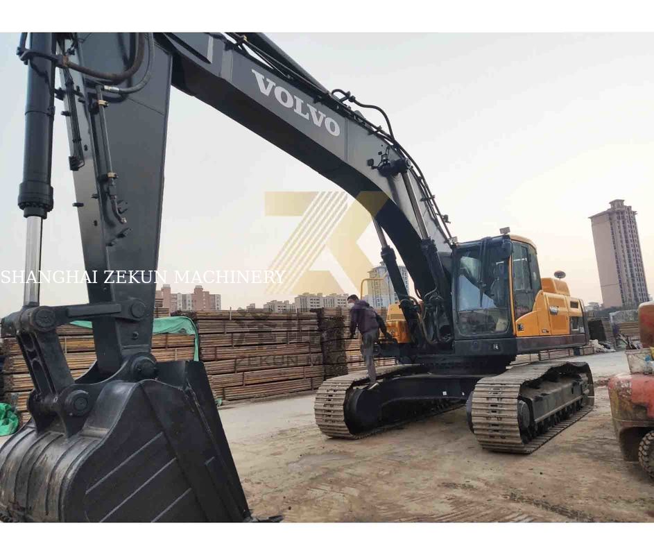 Χρησιμοποιούμενος εξορυκτής VOLVO EC480DL 270KW Δύναμη και χωρητικότητα κουβάς 1.77 3.8 m3