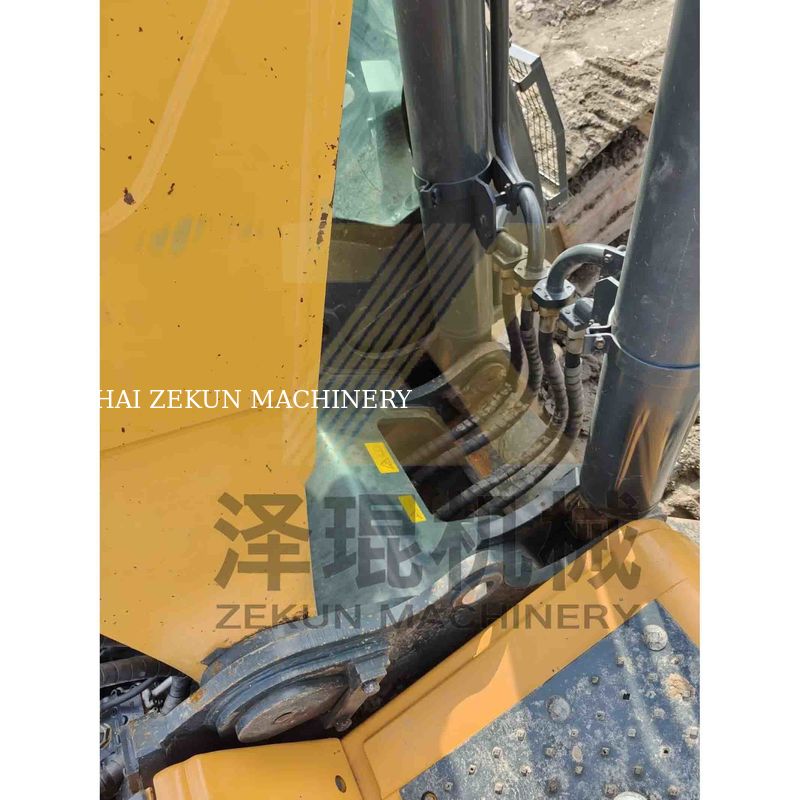 Χρησιμοποιούμενη Υούνταϊ 520-9VS 52 τόνων εξορυκτής με κινητήρα Cummins και αρχική αντλία