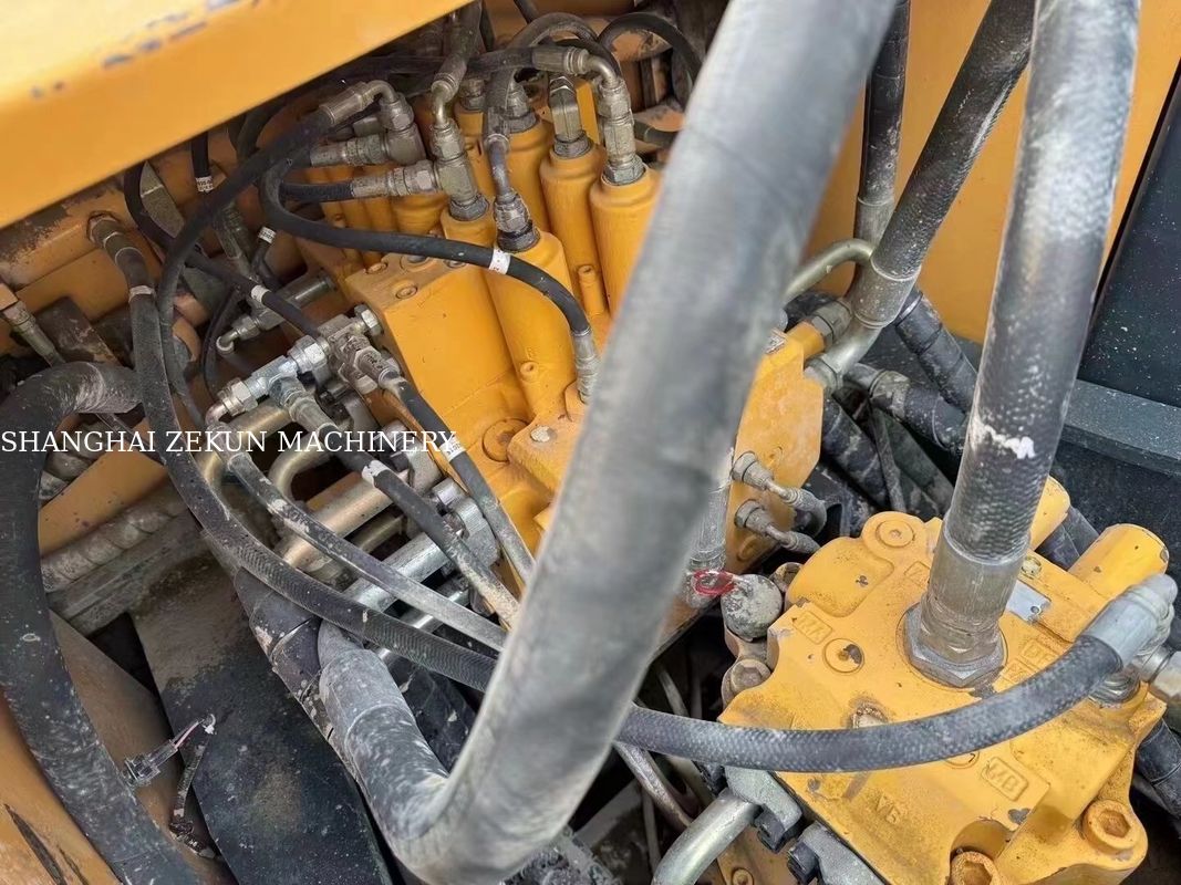 2018 R215VS Excavator 3 800 ώρες εργασίας Ιδανικό για βαριές εργασίες