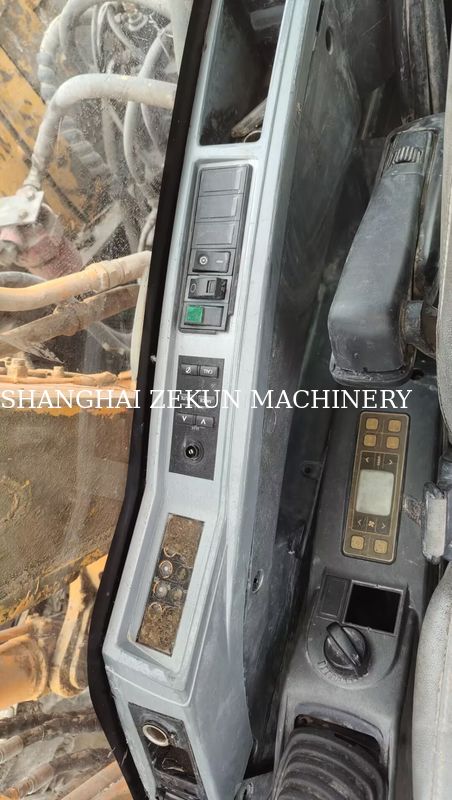 2015 Hyundai R150-9 Εκσκαφέας με σφυρί και 5.300 ώρες εργασίας Ενισχύει την παραγωγικότητα
