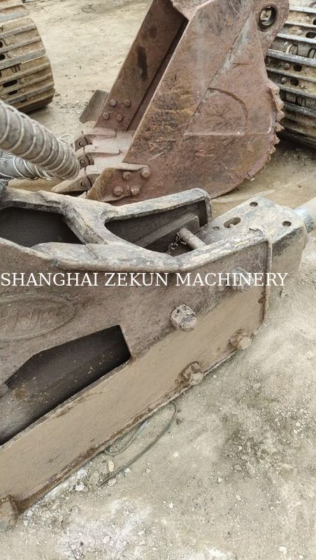 2015 Hyundai R150-9 Εκσκαφέας με σφυρί και 5.300 ώρες εργασίας Ενισχύει την παραγωγικότητα