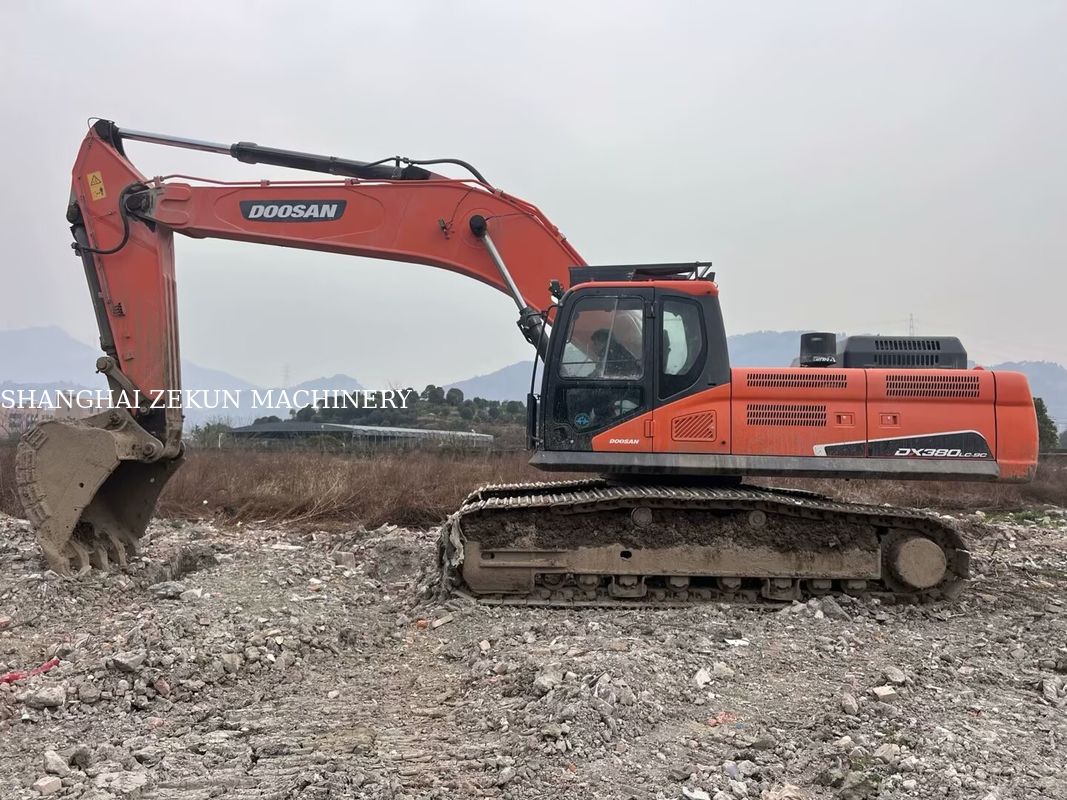 Χρησιμοποιούμενος εξορυκτής Doosan DX380 του 2020 με 4 816 ώρες εργασίας σε καλή κατάσταση