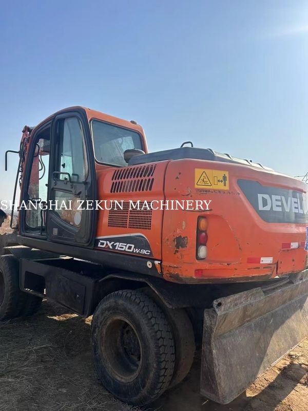 Doosan DX150W-9C Εκσκαφέας 15 τόνων Τύπος τροχών προς πώληση