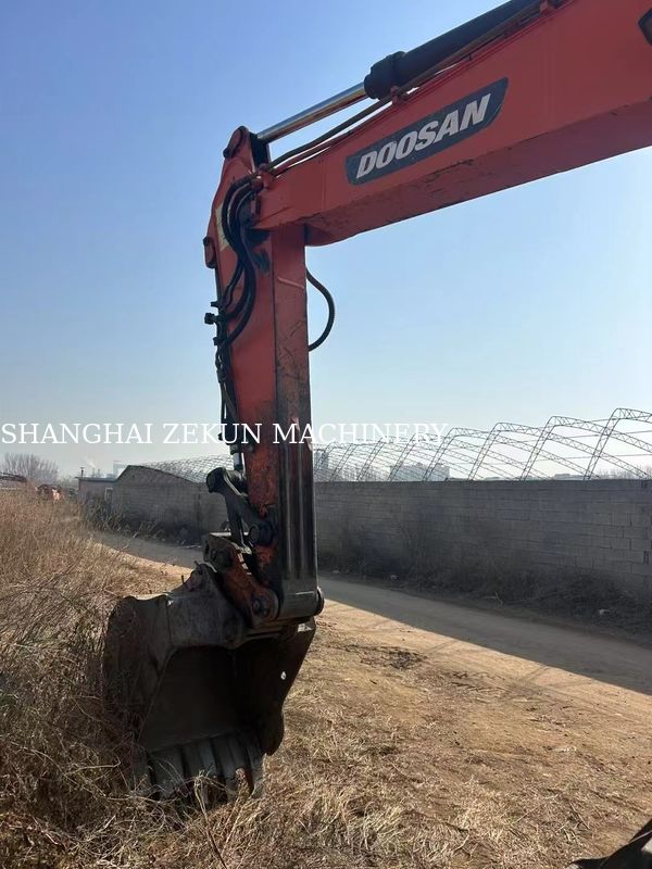 Doosan DX150W-9C Εκσκαφέας 15 τόνων Τύπος τροχών προς πώληση