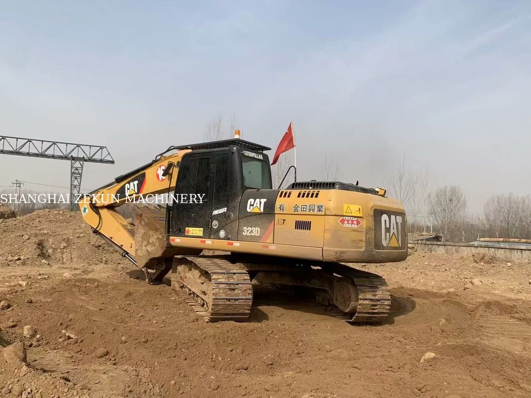 Πολυδιάστατος 2020 Cat 323D2 εξορυκτής 23 τόνων 4877 ώρες για διάφορες εφαρμογές