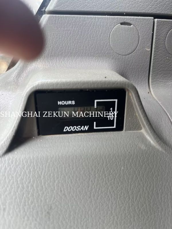 Χρησιμοποιούμενος εξορυκτής Doosan DX500LC-9C 800 Rpm Ιπποδύναμη και μέγιστο ύψος σκάβωσης 11