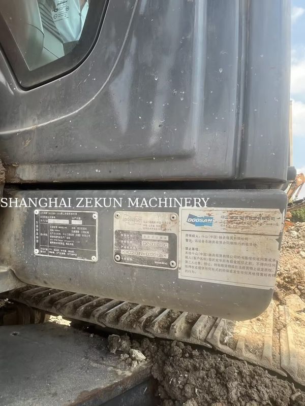 Χρησιμοποιούμενος εξορυκτής Doosan DX500LC-9C 800 Rpm Ιπποδύναμη και μέγιστο ύψος σκάβωσης 11