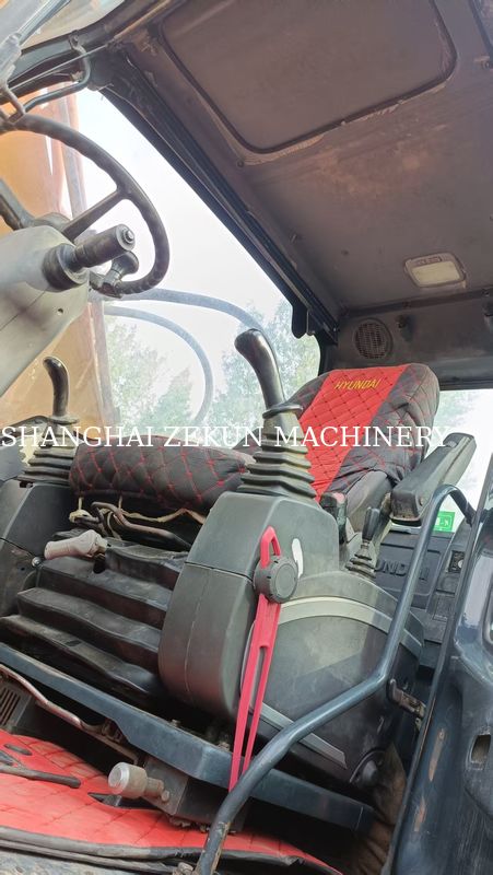 Χιούνταϊ R210W-9 τροχοφόρος εξορυκτής 330 λίτρων χωρητικότητα δεξαμενής καυσίμου και υδραυλική βαλβίδα