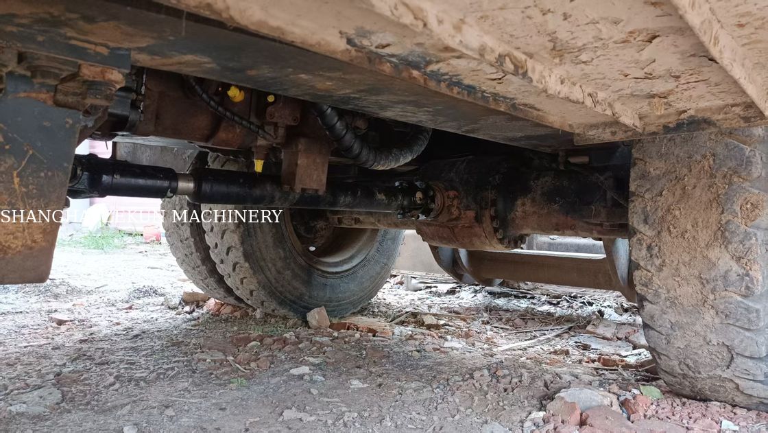 Χιούνταϊ R210W-9 τροχοφόρος εξορυκτής 330 λίτρων χωρητικότητα δεξαμενής καυσίμου και υδραυλική βαλβίδα