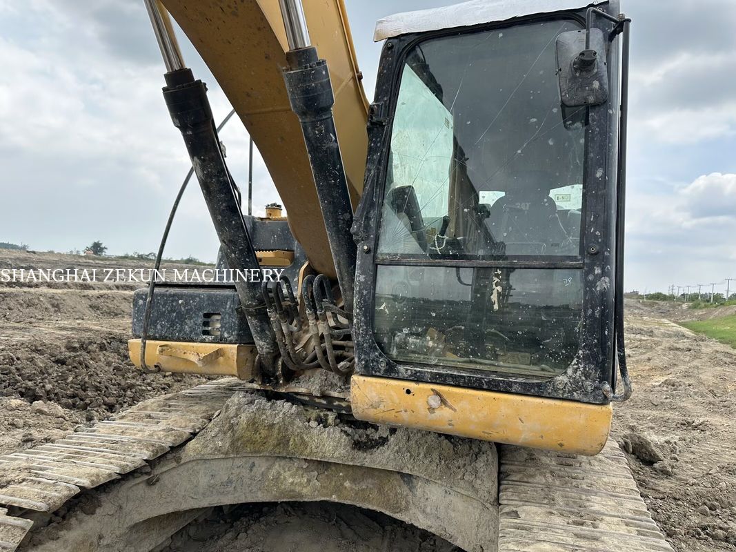 2014 CAT 320D2 Εκσκαφέας 10.812 ώρες Και Απόδοση Ροή Υδραυλικού 2 × 214 L/min Ταχύτητα Ταξιδιού 3.5 / 5.5 Km/h