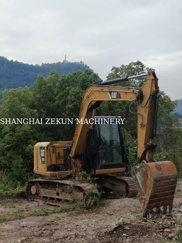 Εκσκαφέας CAT 307E2 2019 με μέγιστη εμβέλεια στο επίπεδο του εδάφους 400 mm και χωρητικότητα δεξαμενής καυσίμου 135 L