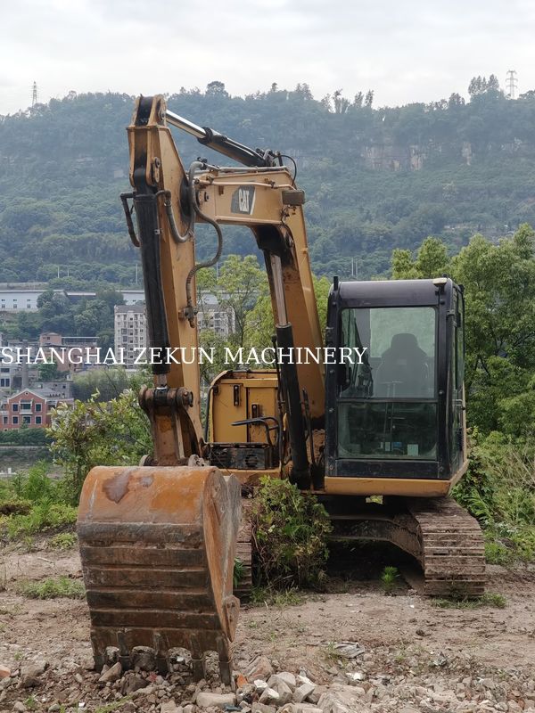 Εκσκαφέας CAT 307E2 2019 με μέγιστη εμβέλεια στο επίπεδο του εδάφους 400 mm και χωρητικότητα δεξαμενής καυσίμου 135 L