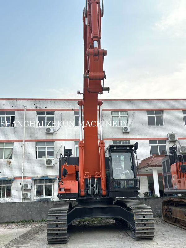 2024 Εκσκαφέας Hitachi ZX520LCH Μέγιστη Εμβέλεια στο Επίπεδο του Εδάφους 12 Εκτόπισμα 15.68 L για το Επόμενο Έργο