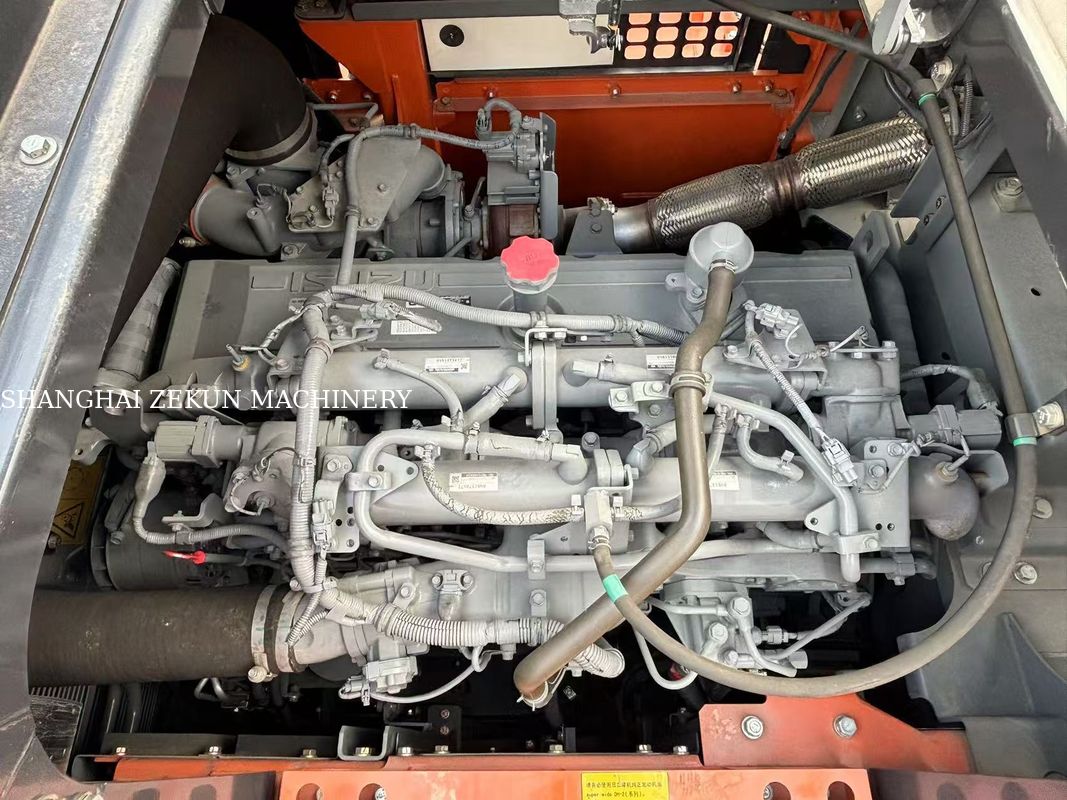 2024 Εκσκαφέας Hitachi ZX520LCH Μέγιστη Εμβέλεια στο Επίπεδο του Εδάφους 12 Εκτόπισμα 15.68 L για το Επόμενο Έργο