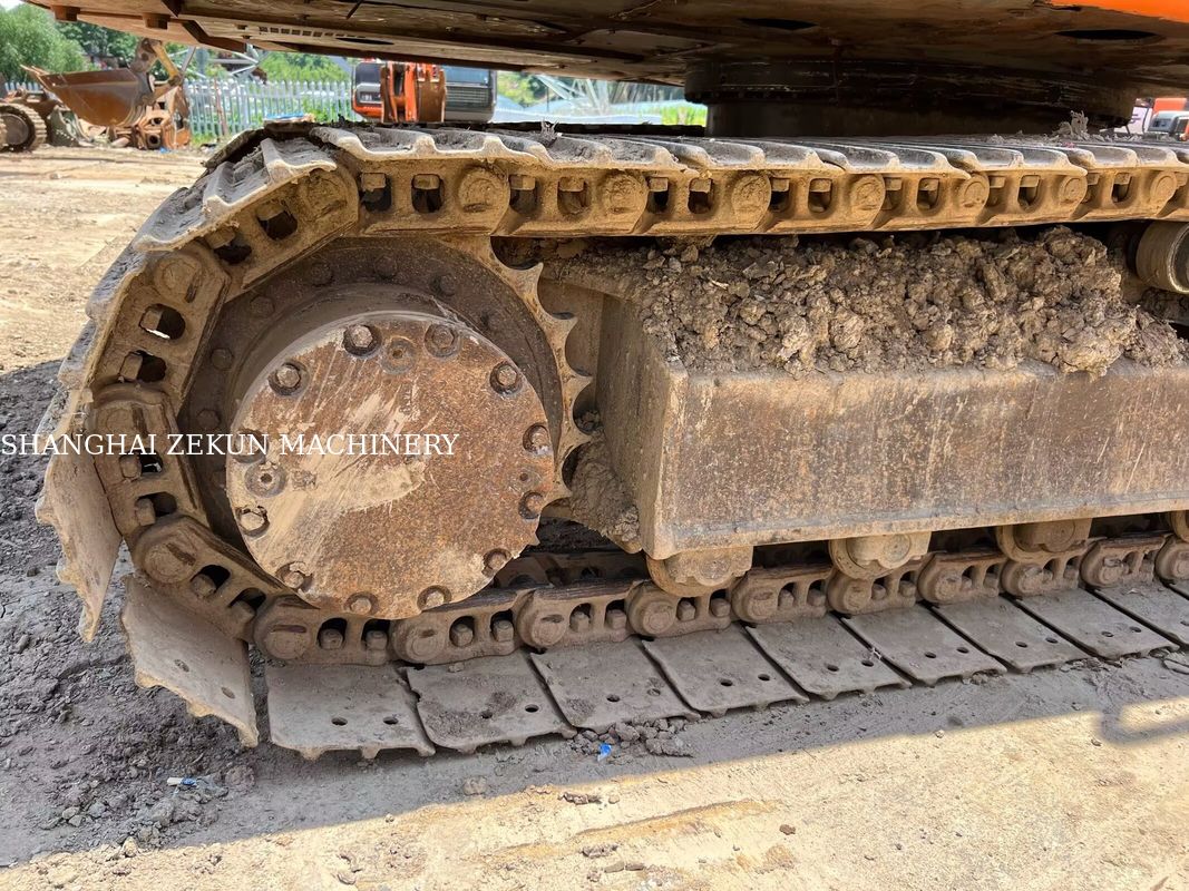 Εκσκαφέας Hitachi ZX120-6 14165 ώρες για επαγγελματικές ανάγκες Χωρητικότητα δεξαμενής καυσίμου 240 L Υδραυλική πίεση 34.3 MPa