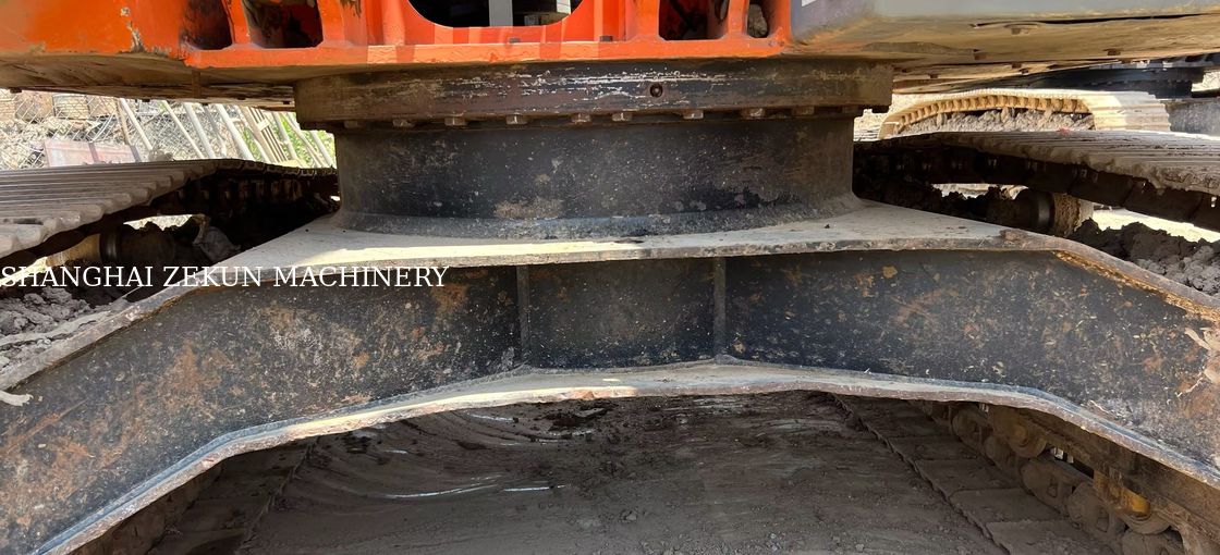 Εκσκαφέας Hitachi ZX120-6 14165 ώρες για επαγγελματικές ανάγκες Χωρητικότητα δεξαμενής καυσίμου 240 L Υδραυλική πίεση 34.3 MPa
