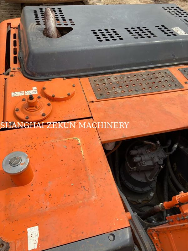 Μεταχειρισμένο εκσκαφέας Hitachi ZX200-3G με 11050 ώρες, μήκος βραχίονα 2.94 m, μήκος μπούμας 5.7 m
