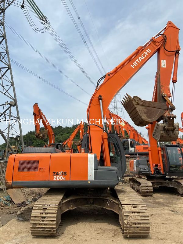Μεταχειρισμένο εκσκαφέας Hitachi ZX200-3G με 11050 ώρες, μήκος βραχίονα 2.94 m, μήκος μπούμας 5.7 m