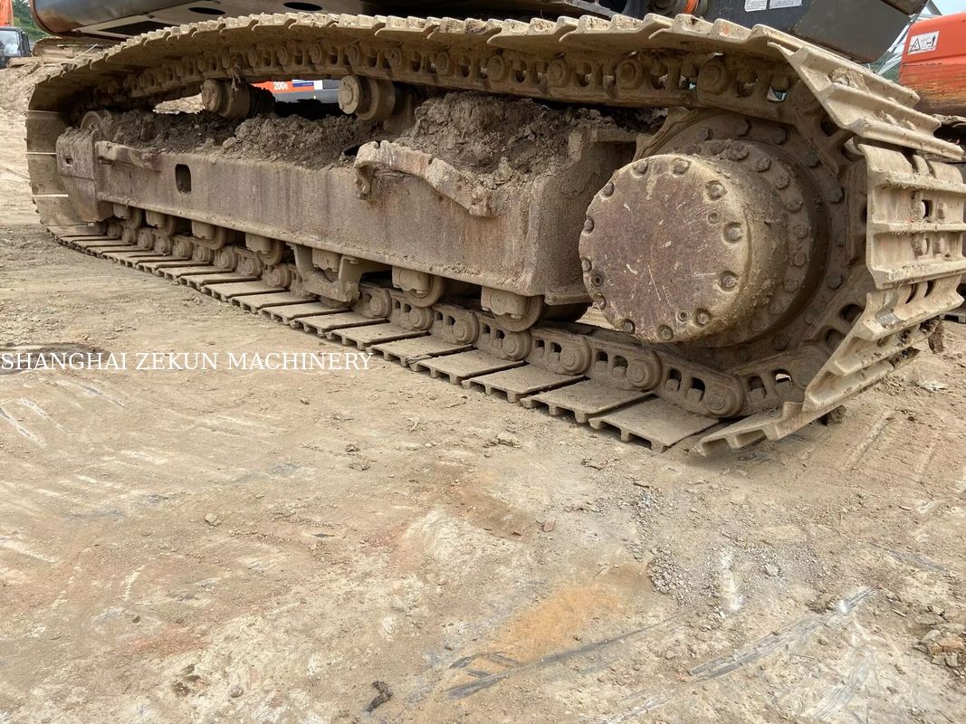 Μεταχειρισμένο εκσκαφέας Hitachi ZX200-3G με 11050 ώρες, μήκος βραχίονα 2.94 m, μήκος μπούμας 5.7 m