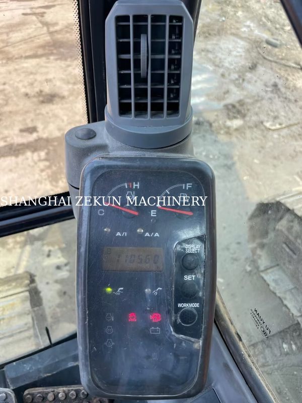Η Hitachi ZX200-3G Excavator 11056hrs Ταχύτητα ταξιδιού 3,5 / 5,5 km/h