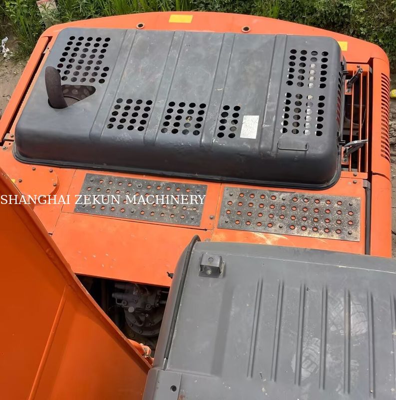 Η Hitachi ZX200-3G Excavator 11056hrs Ταχύτητα ταξιδιού 3,5 / 5,5 km/h