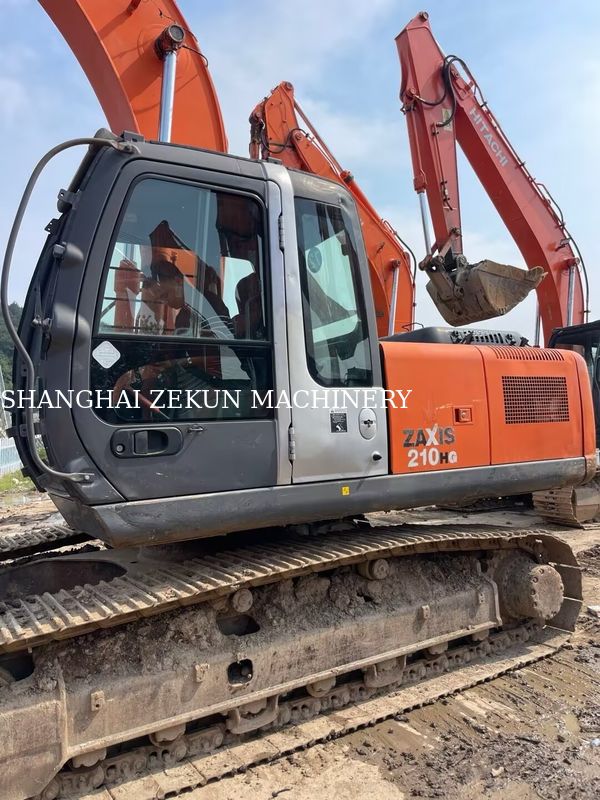 Η Hitachi ZX200-3G Excavator 11056hrs Ταχύτητα ταξιδιού 3,5 / 5,5 km/h
