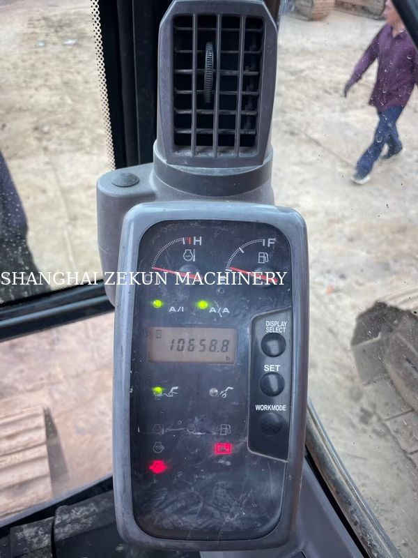 Η Hitachi ZX200-3G Εκσκαφέας 10658hrs μήκος χεριού 2,94 m μέγιστο ύψος σκάβωσης 620 mm