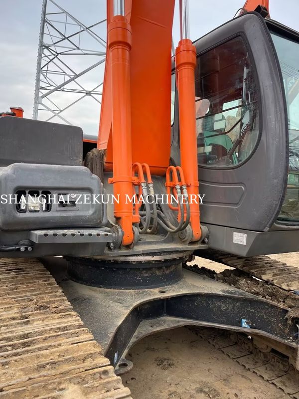 11051 ώρες Εκσκαφέας Hitachi ZX200-3G με χωρητικότητα κάδου 0,8 – 1,0 M3