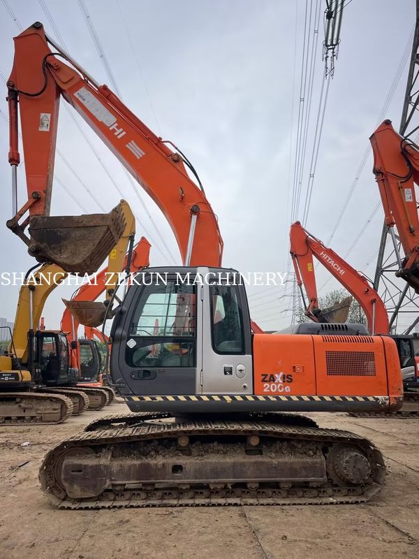 11051 ώρες Εκσκαφέας Hitachi ZX200-3G με χωρητικότητα κάδου 0,8 – 1,0 M3
