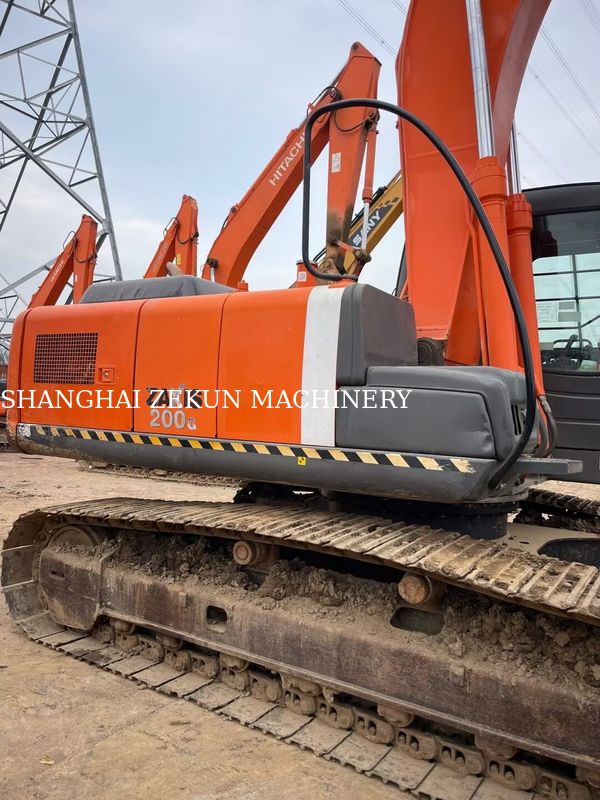 11051 ώρες Εκσκαφέας Hitachi ZX200-3G με χωρητικότητα κάδου 0,8 – 1,0 M3