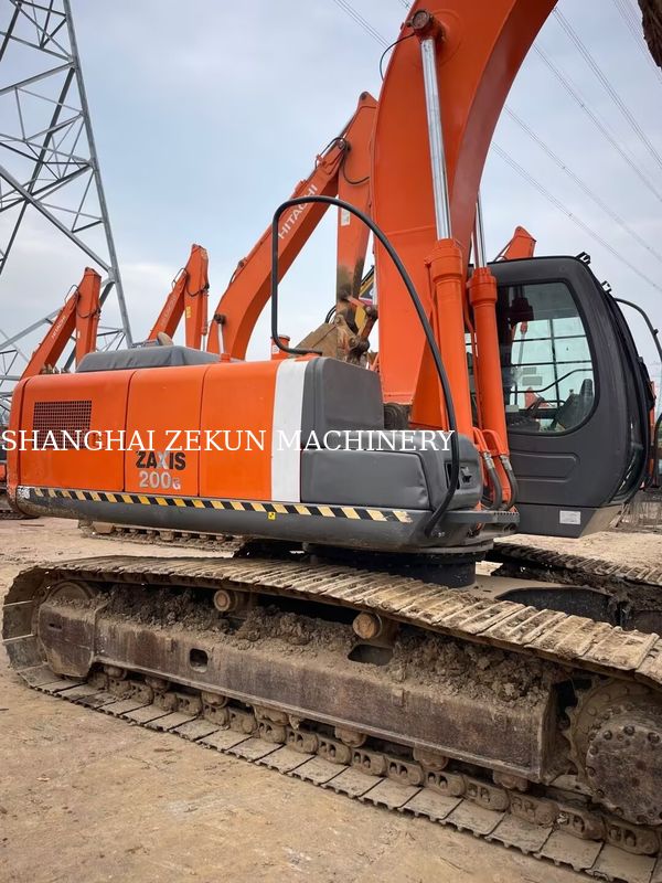 11051 ώρες Εκσκαφέας Hitachi ZX200-3G με χωρητικότητα κάδου 0,8 – 1,0 M3