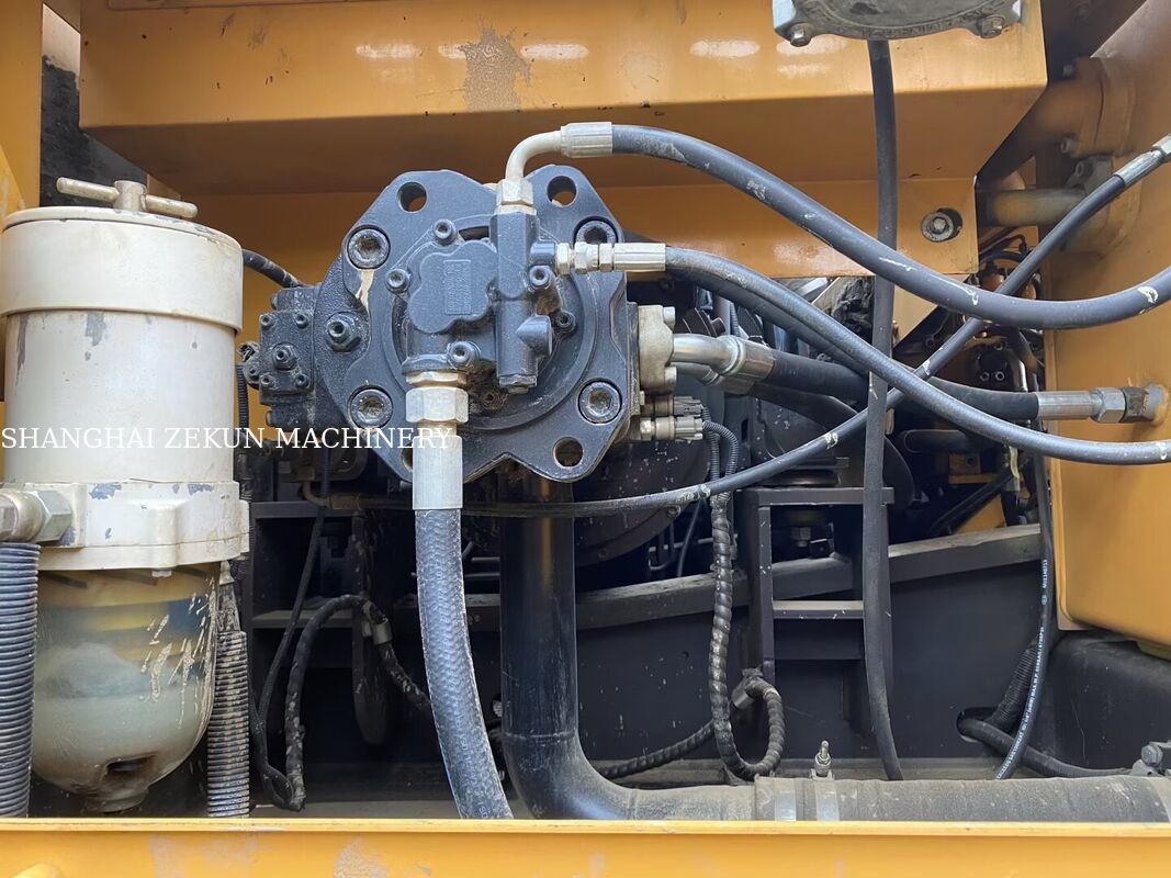 Τροχαίο κινούμενο σκάφος CAT Ευέλικτες δυνατότητες Εξαιρετική κατάσταση Ιδανική για μεγάλες κατασκευές